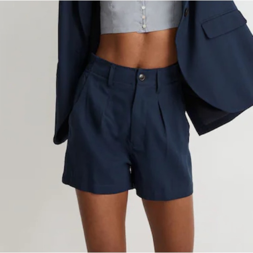 Madewell The Neale Short Navy Blue Dreamweave High Rise Size 8
